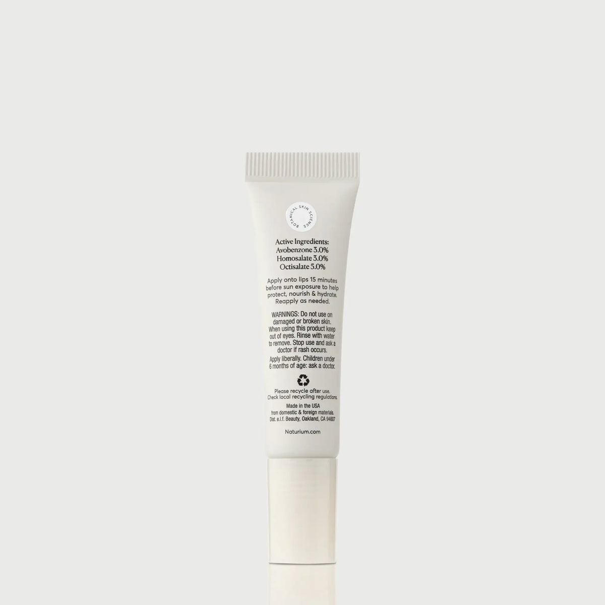 phyto-glow-lip-balm-spf-45-clear-l5 NATR-10124_PhytoGlow_SPF_Clear_primary_capon_back_bonebkgd_1.webp