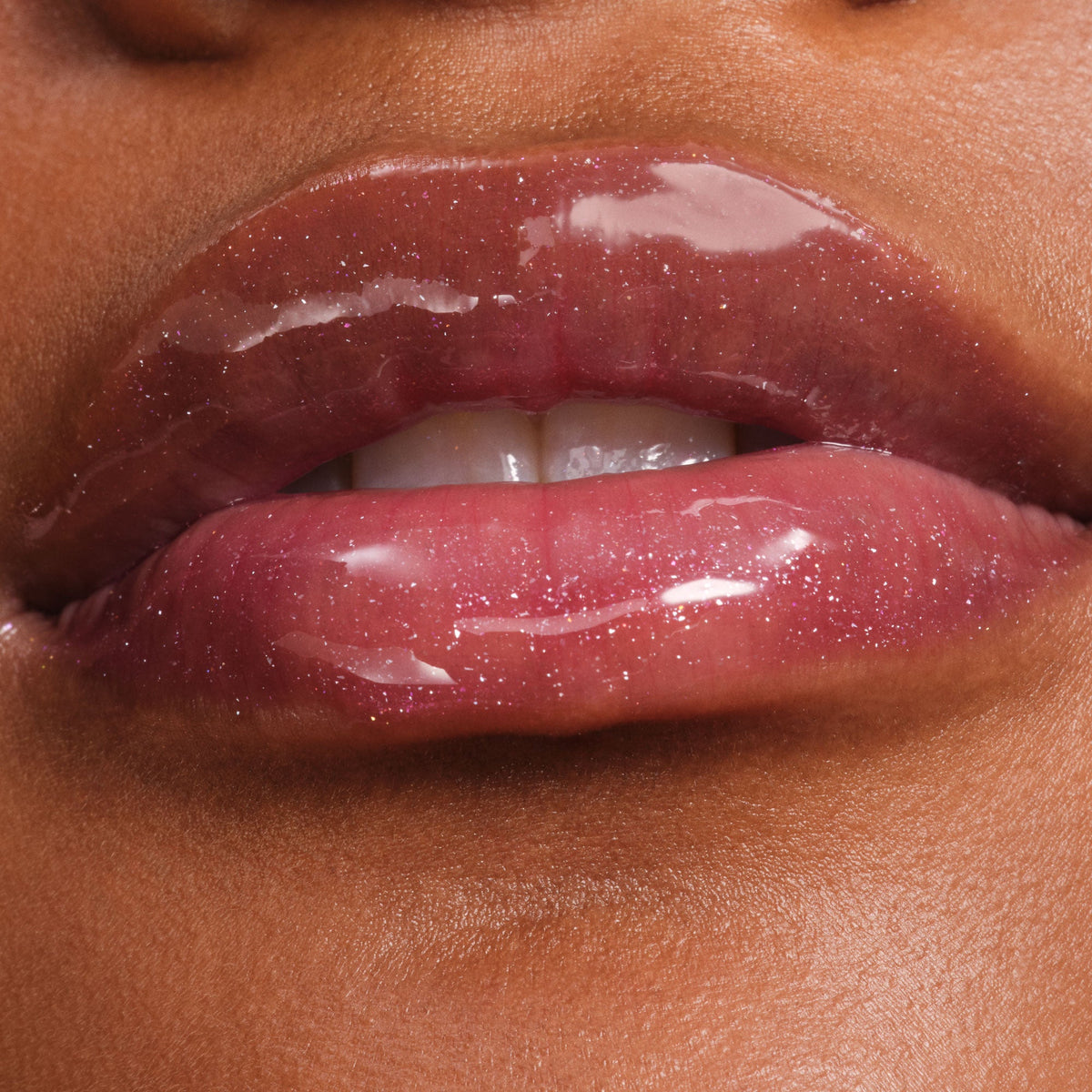 phyto-glow-lip-balm-shimmer-solar-d5 NATR-60145-Phyto-Glow-Lip-Hover-Solar.jpg