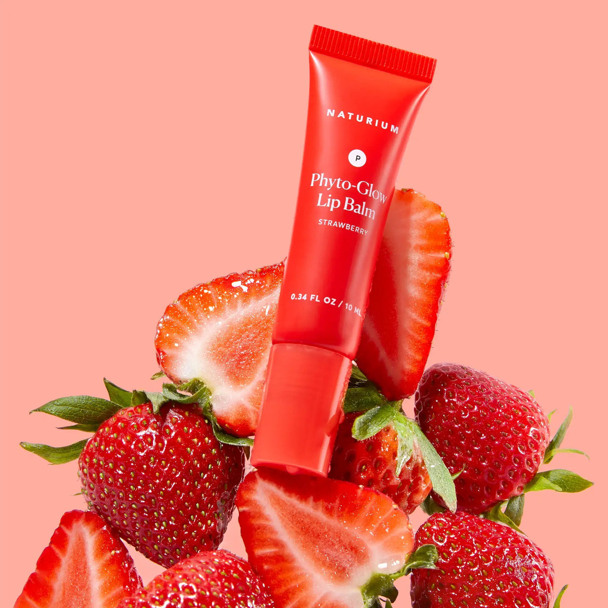 phyto-glow-lip-balm-strawberry-i2 phytoglow_0321-crop.webp