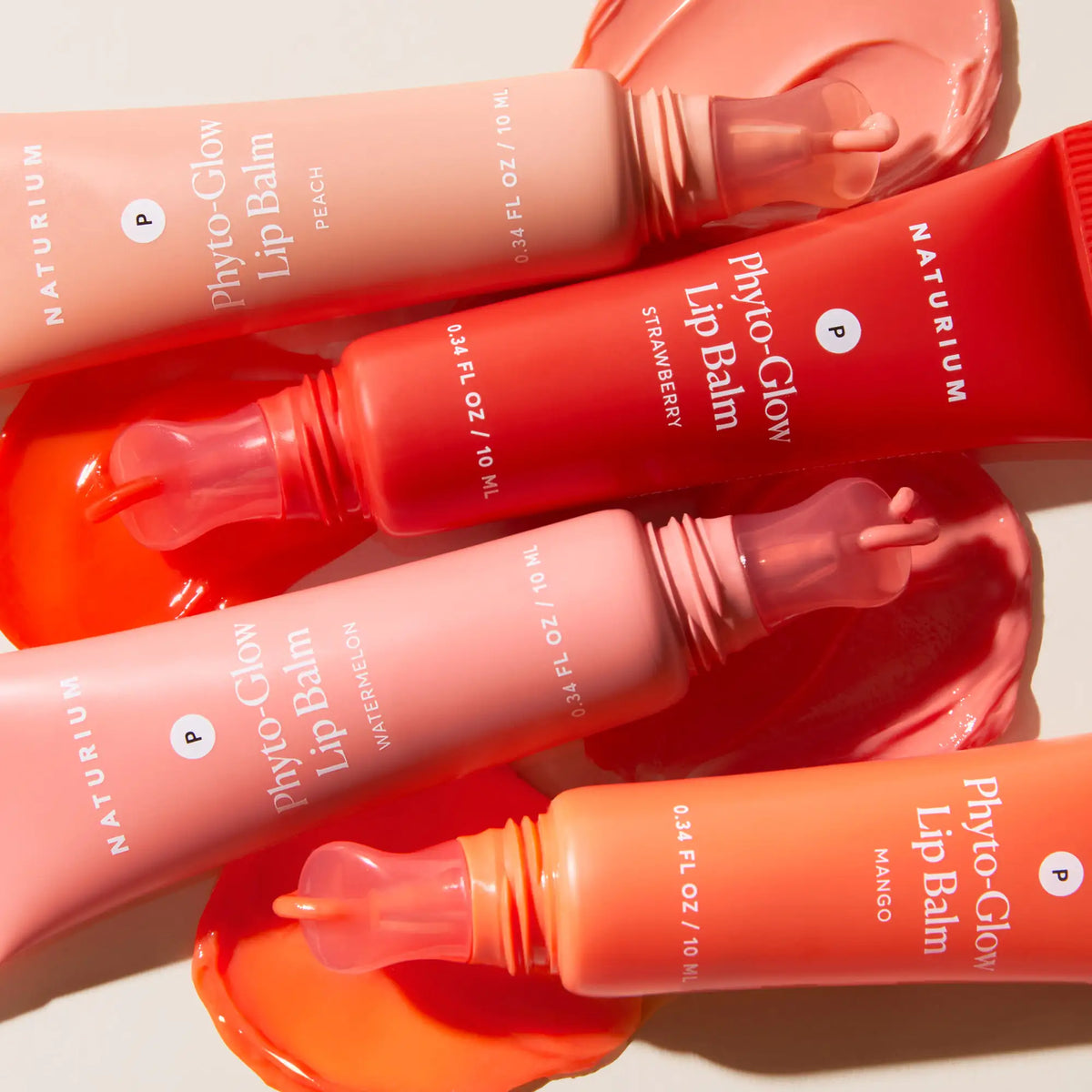 phyto-glow-lip-balm-strawberry-i2 phytoglow_1900-crop_31ad35fa-dd72-46a6-8bf8-8e48bfcbf0a0.webp